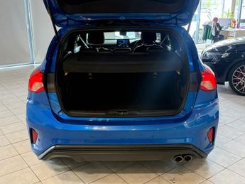 FORD FOCUS 1.5 EcoBlue ST-Line X (CAT S)