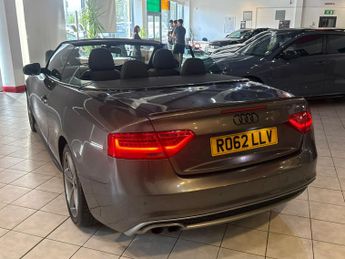 AUDI A5 CABRIOLET 2.0 TDI S line