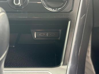 VOLKSWAGEN POLO 1.0 TSI R-Line DSG Euro 6 (s/s) 5dr