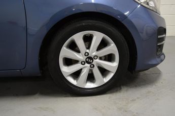 KIA RIO 1.3 2