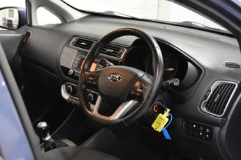 KIA RIO 1.3 2