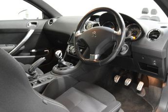PEUGEOT RCZ 1.6 THP Sport