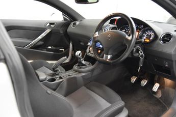 PEUGEOT RCZ 1.6 THP Sport