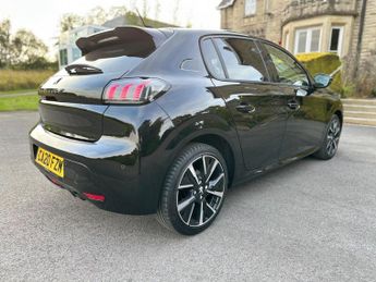 PEUGEOT 208 1.2 PureTech Allure EAT Euro 6 (s/s) 5dr