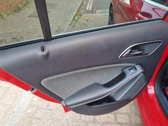 MERCEDES-BENZ A CLASS 1.5 A180 CDI SE