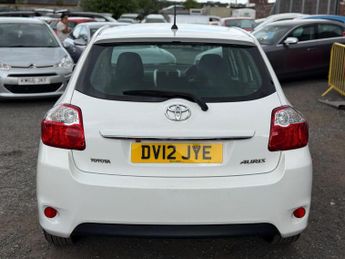 TOYOTA AURIS 1.33 Dual VVT-i Colour Collection Euro 5 (s/s) 5dr