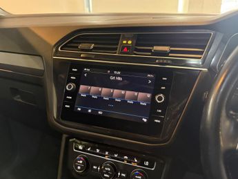 VOLKSWAGEN TIGUAN 2.0 TDI R-Line
