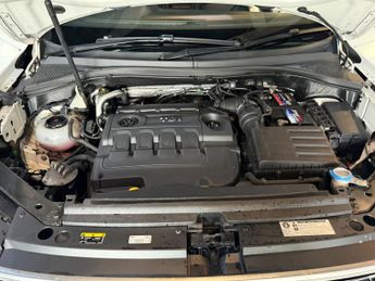 VOLKSWAGEN TIGUAN 2.0 TDI R-Line