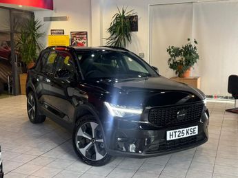 Volvo XC40 2.0 Plus Dark B4 (197 hp)