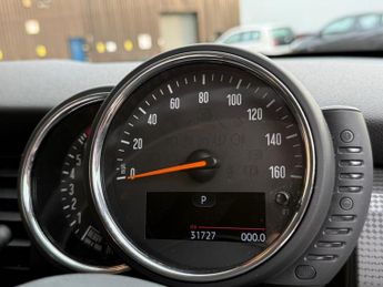 MINI HATCH 1.5 Cooper 3-Door Hatch