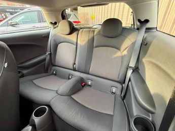 MINI HATCH 1.5 Cooper 3-Door Hatch