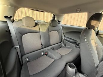 MINI HATCH 1.5 Cooper 3-Door Hatch