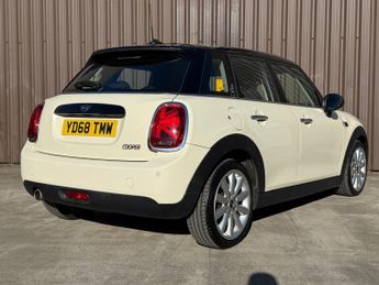 MINI HATCH 1.5 5-Door Hatch Cooper Classic