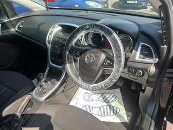 VAUXHALL ASTRA 1.4 T 16v SRi