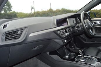 BMW 1 SERIES 1.5 118i M Sport