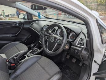 VAUXHALL ASTRA GTC 1.4T 16V SRi Euro 5 (s/s) 3dr