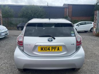 TOYOTA AQUA Hybrid Automatic 1.5 Euro 5 5dr