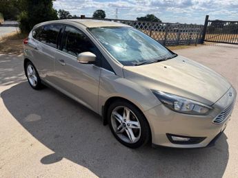 Ford Focus 1.0T EcoBoost Zetec Euro 6 (s/s) 5dr