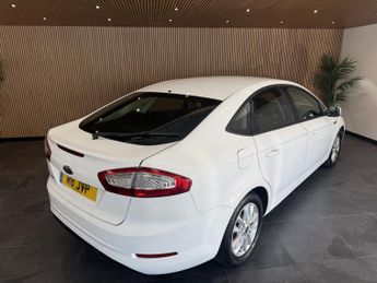 FORD MONDEO 2.0 TDCi Graphite