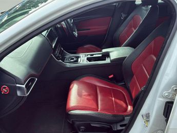 JAGUAR XE 2.0d R-Sport Auto Euro 6 (s/s) 4dr
