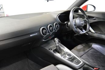 AUDI TT 2.0 TFSI Sport
