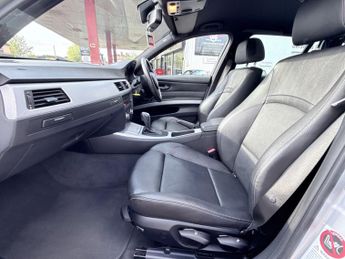 BMW 3 SERIES 2.0 320d M Sport Touring