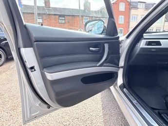 BMW 3 SERIES 2.0 320d M Sport Touring