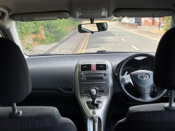 TOYOTA AURIS 1.6 TR Multimode 5dr
