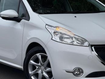 PEUGEOT 208 1.6 e-HDi Active Euro 5 (s/s) 5dr