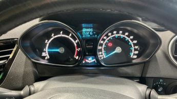 FORD FIESTA 1.0 T EcoBoost Zetec