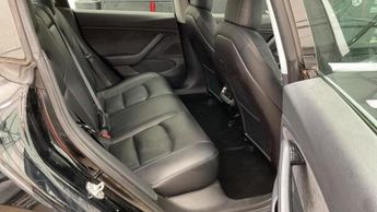TESLA MODEL 3 Standard Range Plus Auto RWD 4dr