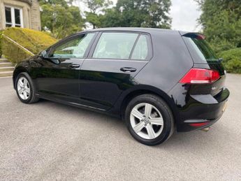 VOLKSWAGEN GOLF 1.6 TDI BlueMotion Tech Match DSG Euro 5 (s/s) 5dr