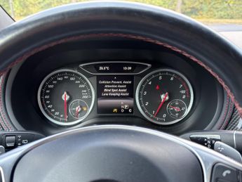 MERCEDES-BENZ B CLASS 1.6 B180 AMG Line