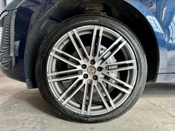 PORSCHE MACAN 3.0 TD V6 S PDK 4WD Euro 6 (s/s) 5dr