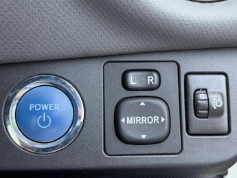 TOYOTA YARIS 1.5 VVT-h Icon E-CVT Euro 6 5dr