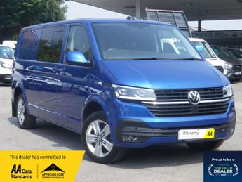 Volkswagen Transporter 2.0 TDI 150 T32 LWB Highline Kombi DSG with high specification