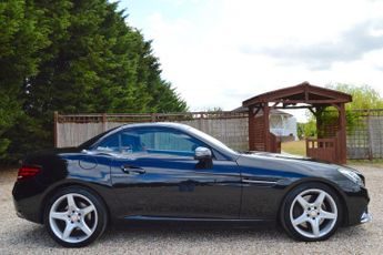 MERCEDES-BENZ SLC 2.1 SLC250d AMG Line