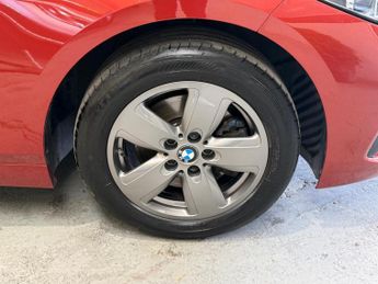 BMW 1 SERIES 1.5 118i SE