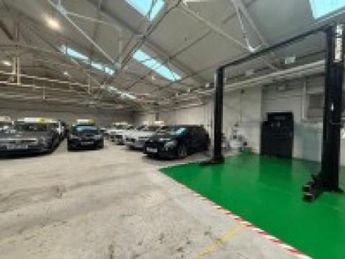 BMW 1 SERIES 1.5 118i SE