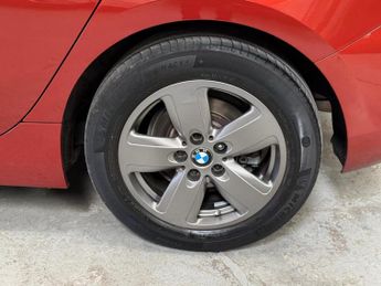 BMW 1 SERIES 1.5 118i SE