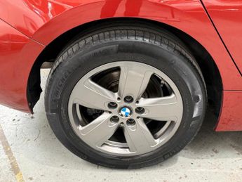 BMW 1 SERIES 1.5 118i SE