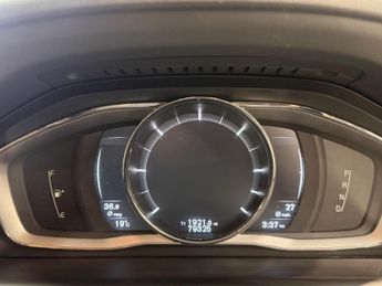 VOLVO XC60 2.4 SE Lux Nav D5 AWD