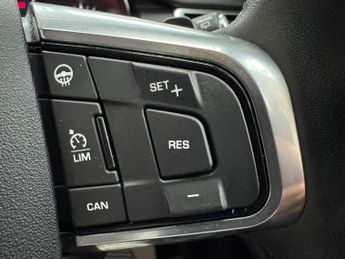 LAND ROVER DISCOVERY SPORT 2.0 TD4 Landmark Auto 4WD Euro 6 (s/s) 5dr