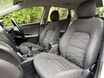 KIA CEED 1.4 CRDi VR7