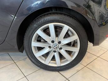 VOLKSWAGEN GOLF 2.0 TDI GT