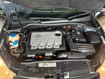 VOLKSWAGEN GOLF 2.0 TDI GT