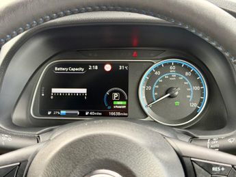 NISSAN LEAF 39kWh Tekna
