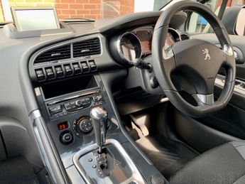 PEUGEOT 3008 1.6 BlueHDi Allure