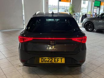 SEAT LEON 1.0 eTSI MHEV SE Dynamic