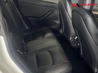 TESLA MODEL 3 Standard Range Plus Auto RWD 4dr